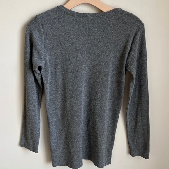 (3) Gap Maternity long sleeve T-shirt BUNDLE - Picture 2 of 6
